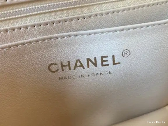 Firstbag Ru CHANEL 20CM BAG LAMBSKIN FLAP 0605